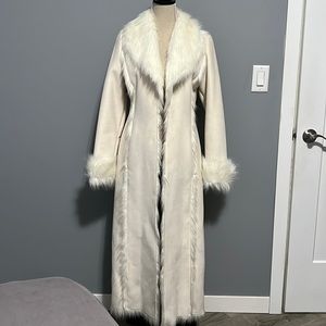 Luxury Faux Fur Coat, size S, bebe off white cream color.